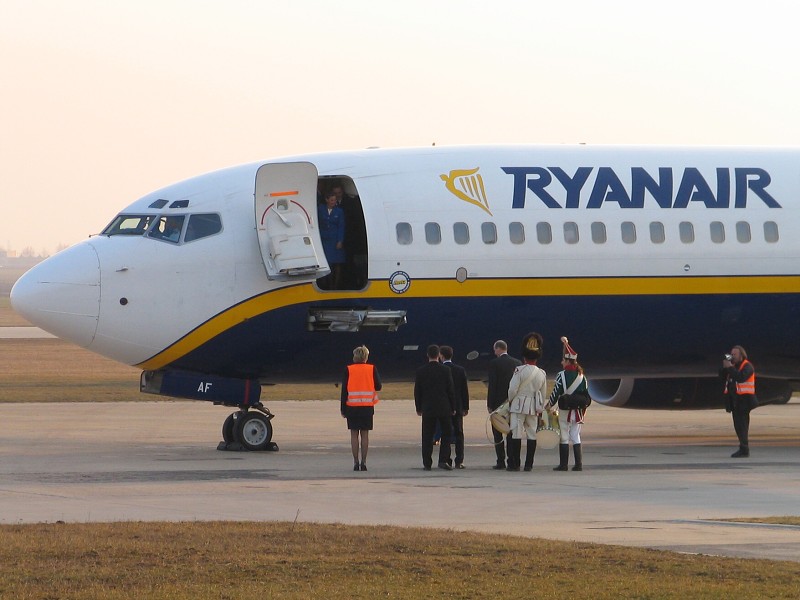 Prvn plet Ryanairu s cestujcmi 24.3.2005
